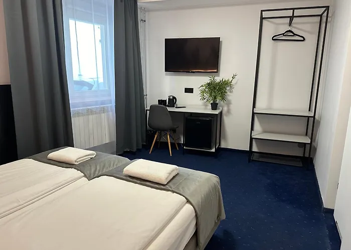 Cube House Aparthotel